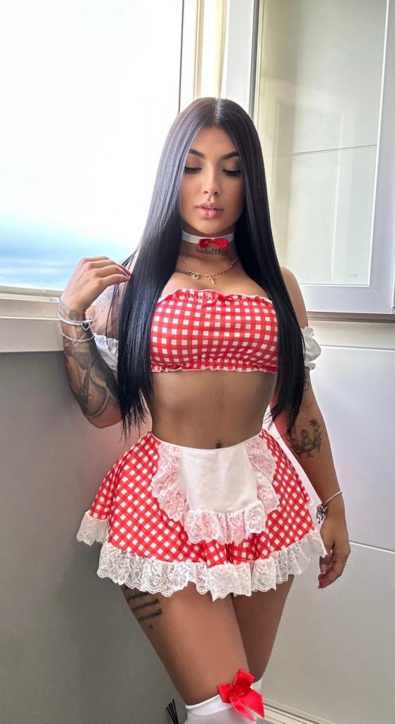 613582337: Chica busca chico en Cádiz