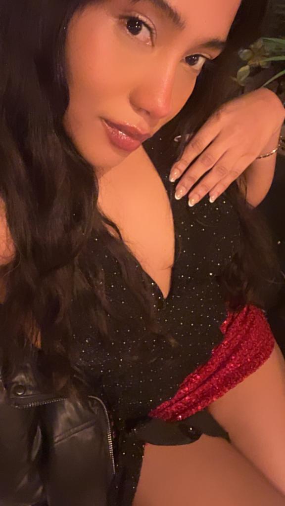 627886867: Chica busca chico en Barcelona