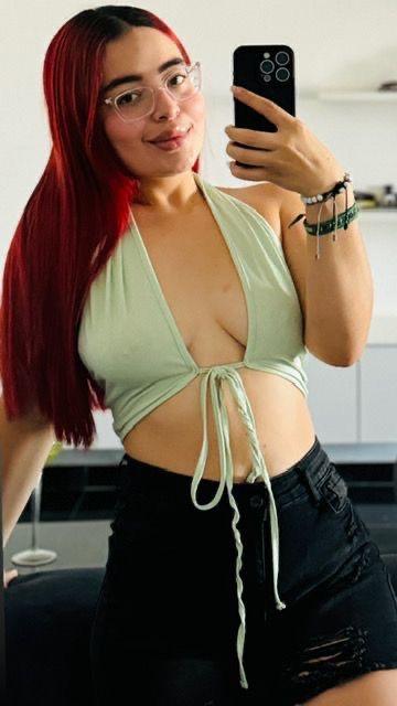 600011417: Chica busca chico en Cádiz