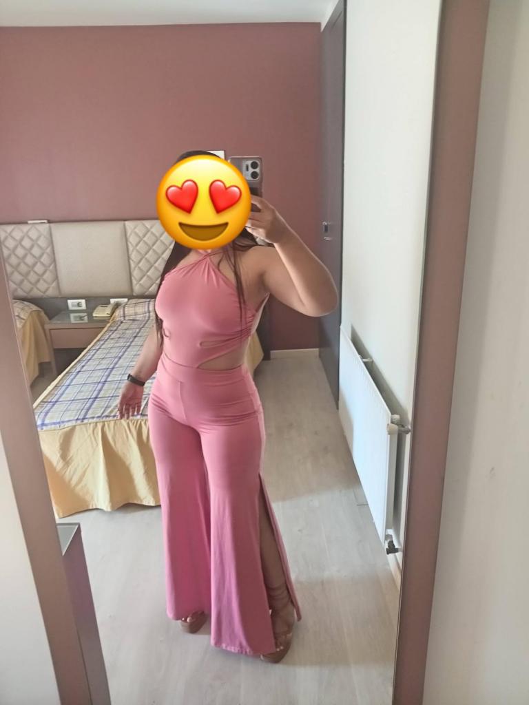 611894945: Chica busca chico en Orense