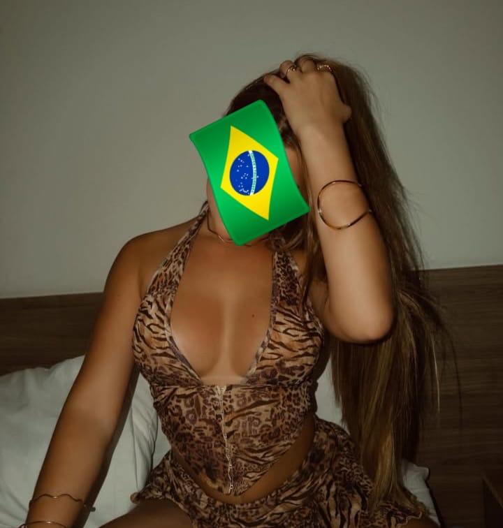 Chica busca chico en Huelva: 