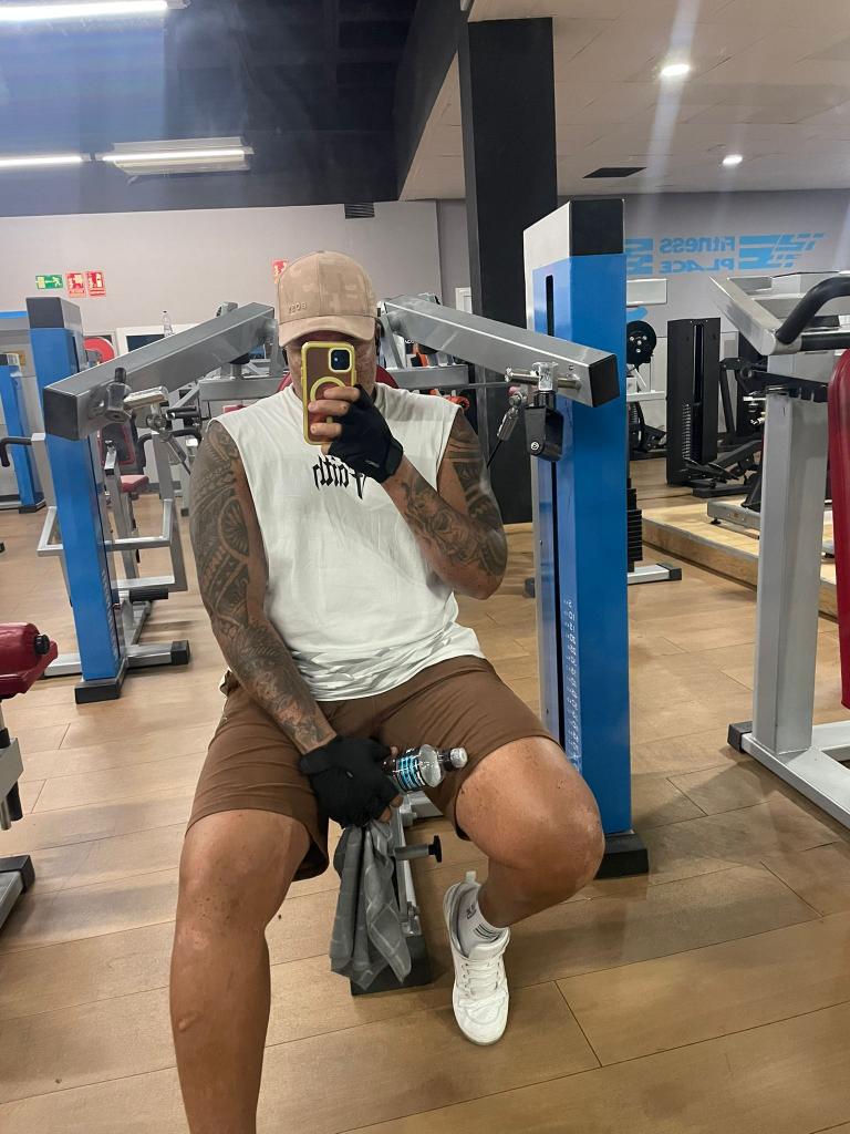 Chico busca chica en Pontevedra: 