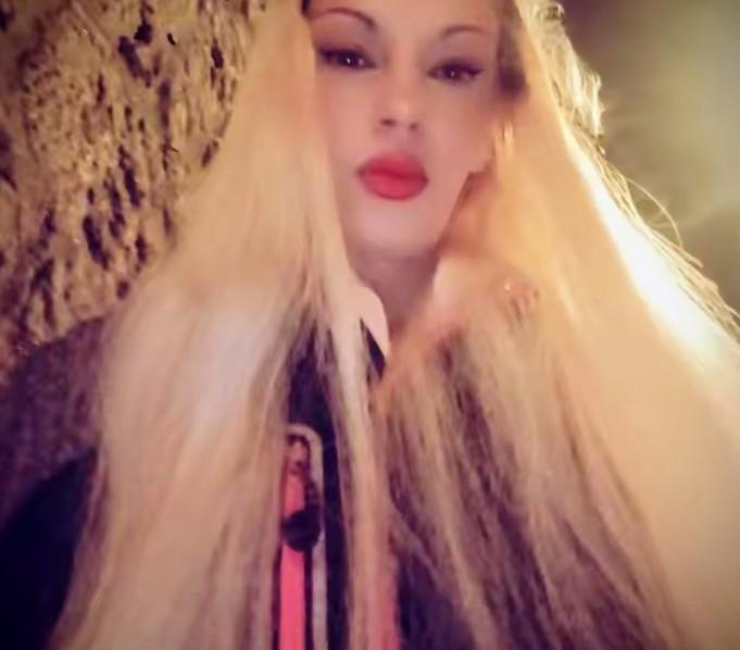 643712460: Chica busca chico en Pontevedra