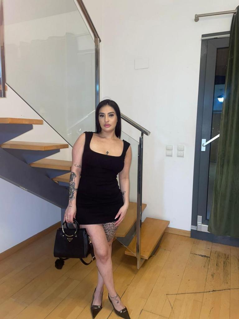 661005691: Chica busca chico en Alicante