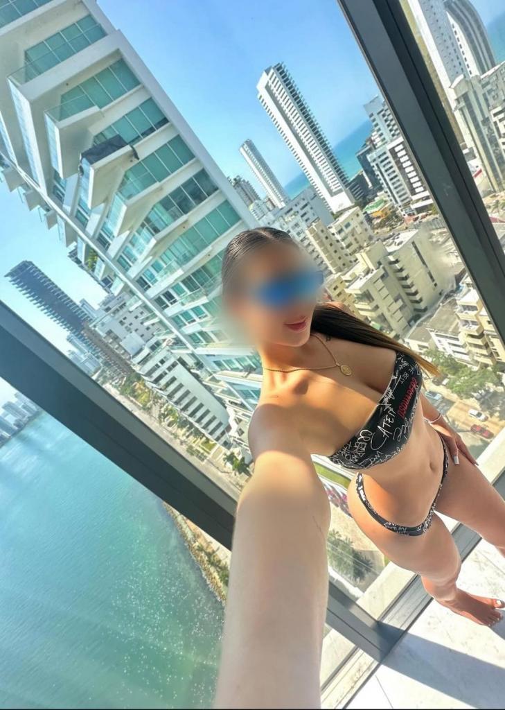 Chica busca chico en Alicante: 