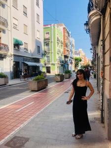 632148223: Chica busca chico en Valencia