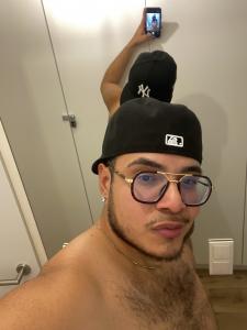 697732397: Chico busca chica en Madrid