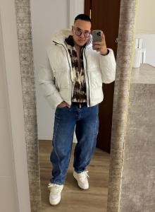 697732397: Chico busca chica en Madrid