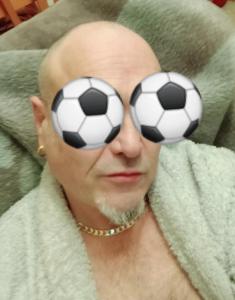 627578138: Chico busca chica en Barcelona