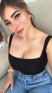 604342331: Chica busca chico en Barcelona