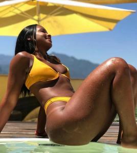 610933944: Chica busca chico en Lérida