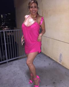 643064697: Chica busca chico en Alicante