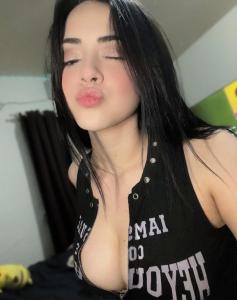 632100932: Chica busca chico en Madrid