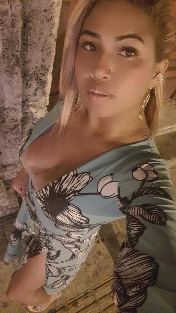 Chica busca chico en Barcelona: 