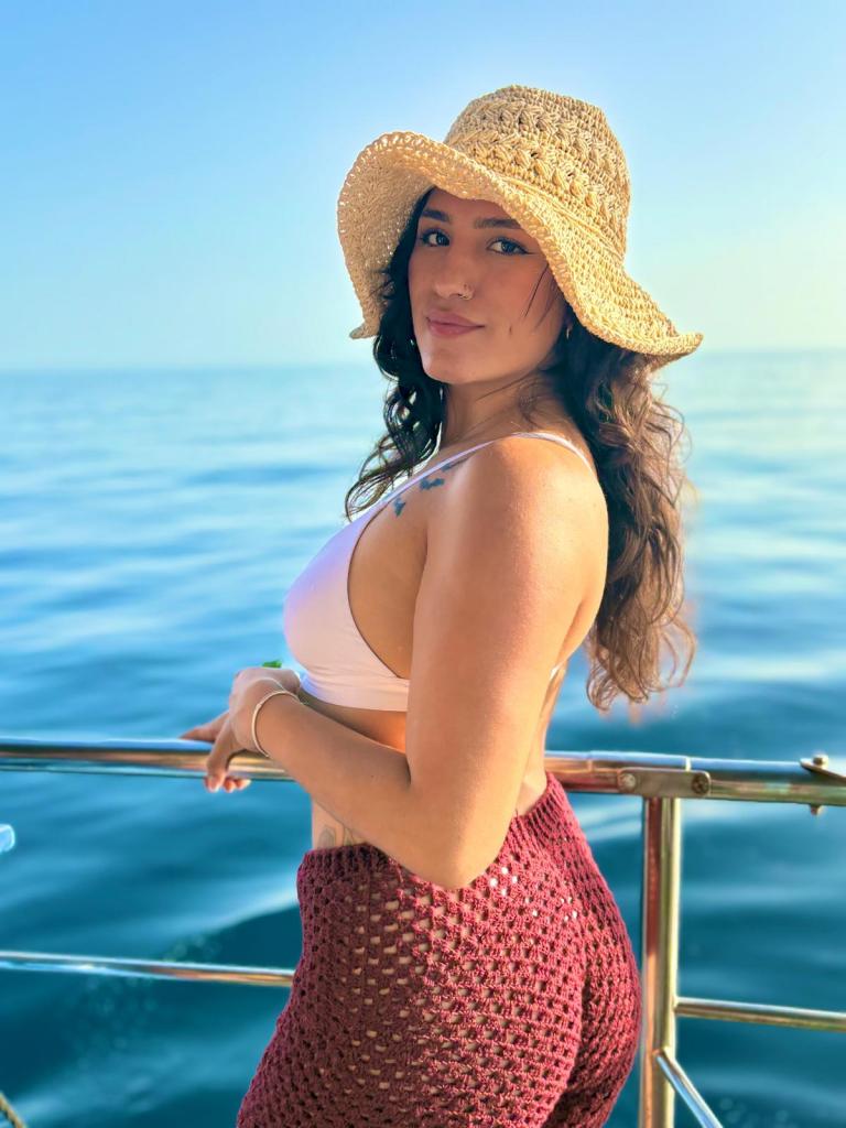 Chica busca chico en Almería: 