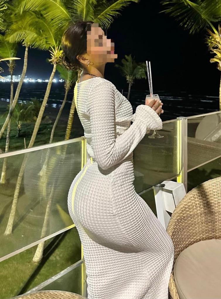 Chica busca chico en Tenerife: 