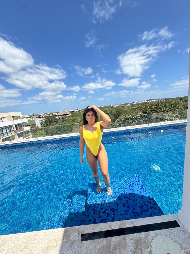 Chica busca chico en Granada: 