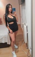 663858116: Chica busca chico en Barcelona