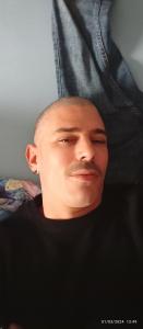 689286419: Chico busca chica en Málaga