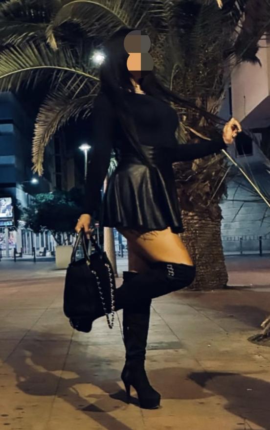 679484357: Chica busca chico en Las Palmas