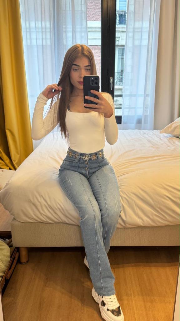 610197208: Chica busca chico en Ibiza