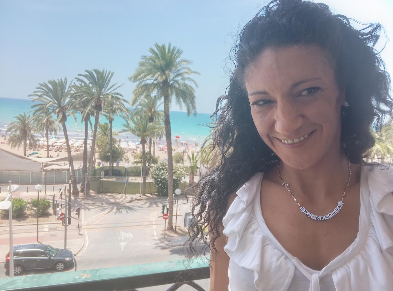 641880071: Chica busca chico en Alicante