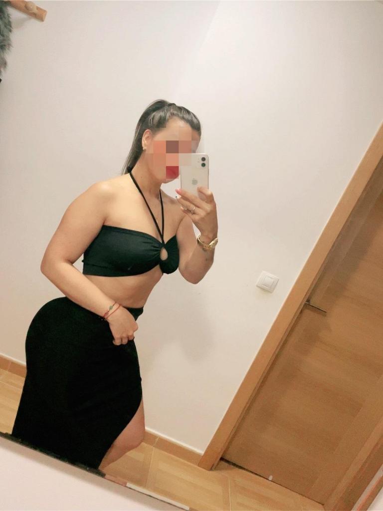 Chica busca chico en Murcia: 