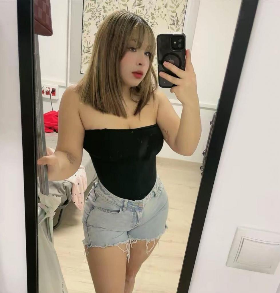 Chica busca chico en Valencia: Chica busca chico