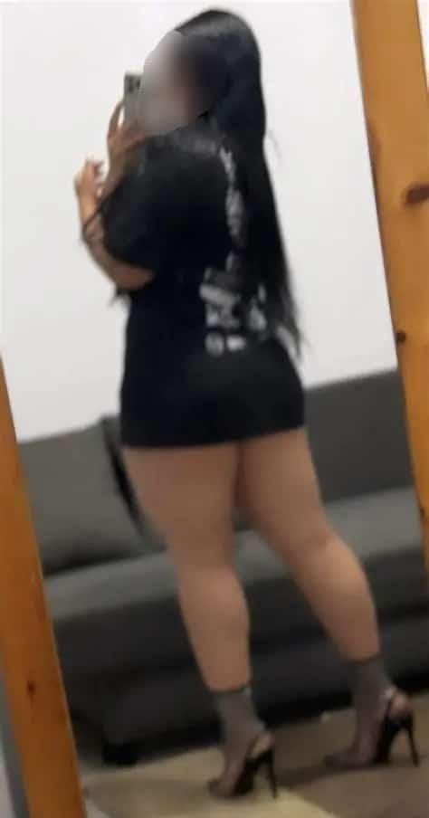 641607424: Chica busca chico en Asturias