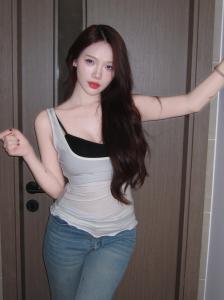 614910787: Chica busca chico en Barcelona