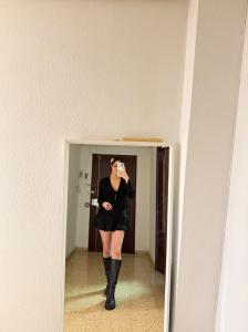 670348283: Chica busca chico en Valencia