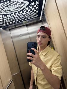 645318377: Chico busca chica en Madrid