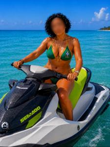 641457477: Chica busca chico en Murcia