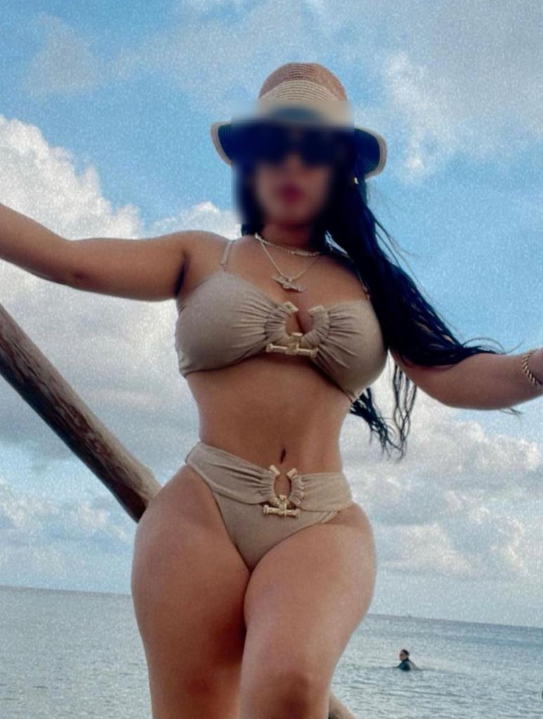 616832996: Chica busca chico en Lérida