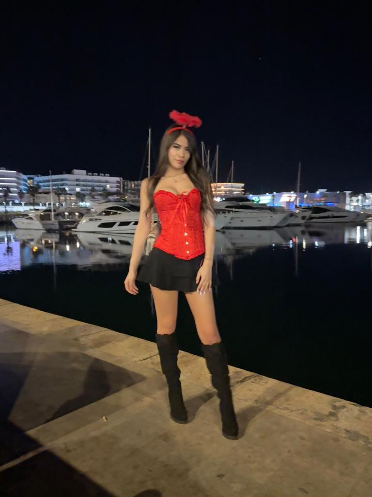 Chica busca chico en Alicante: 