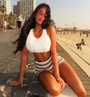 604493010: Chica busca chico en Málaga