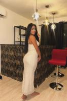 617746381: Chica busca chico en Madrid