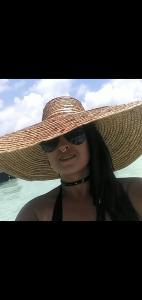 697405928: Chica busca chico en Madrid