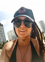 697405928: Chica busca chico en Madrid