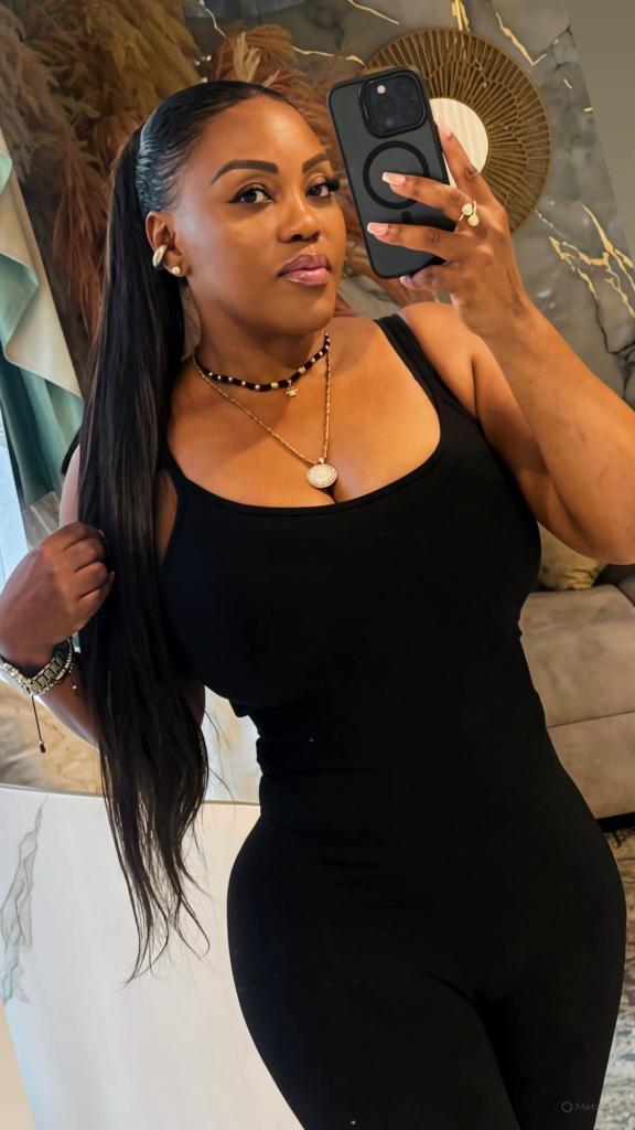 Chica busca chico en Tenerife: 