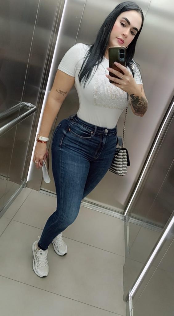 Chica busca chico en Valencia: Chica busca chico