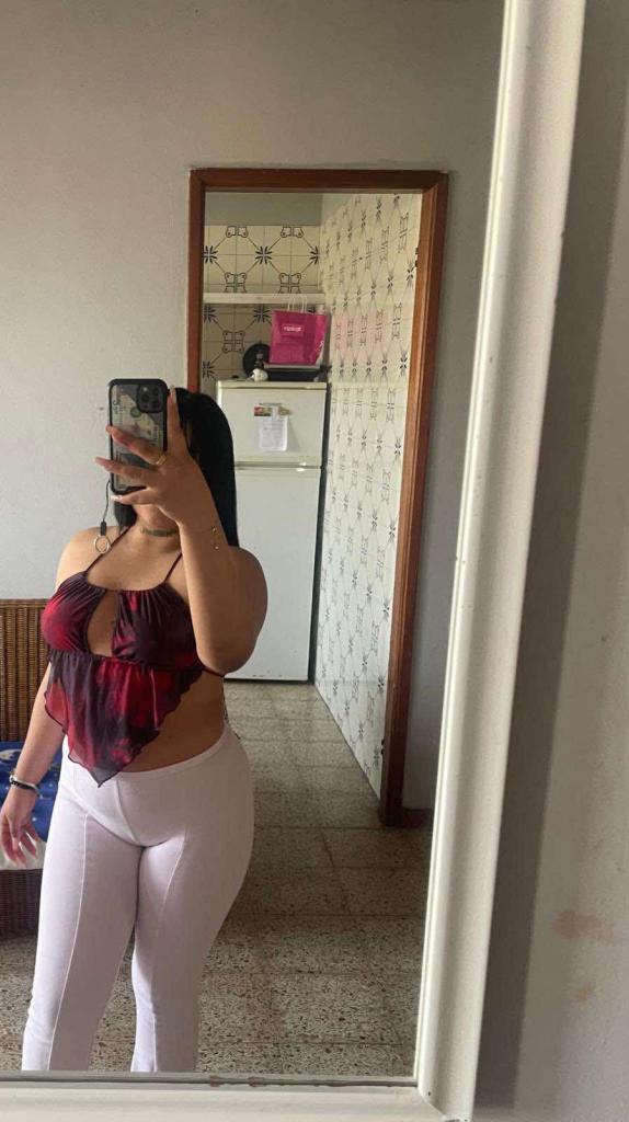 Chica busca chico en Las Palmas: Chica busca chico