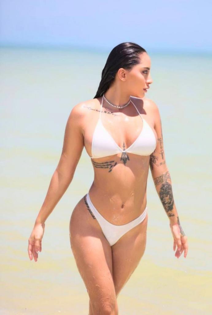 661368673: Chica busca chico en Mallorca