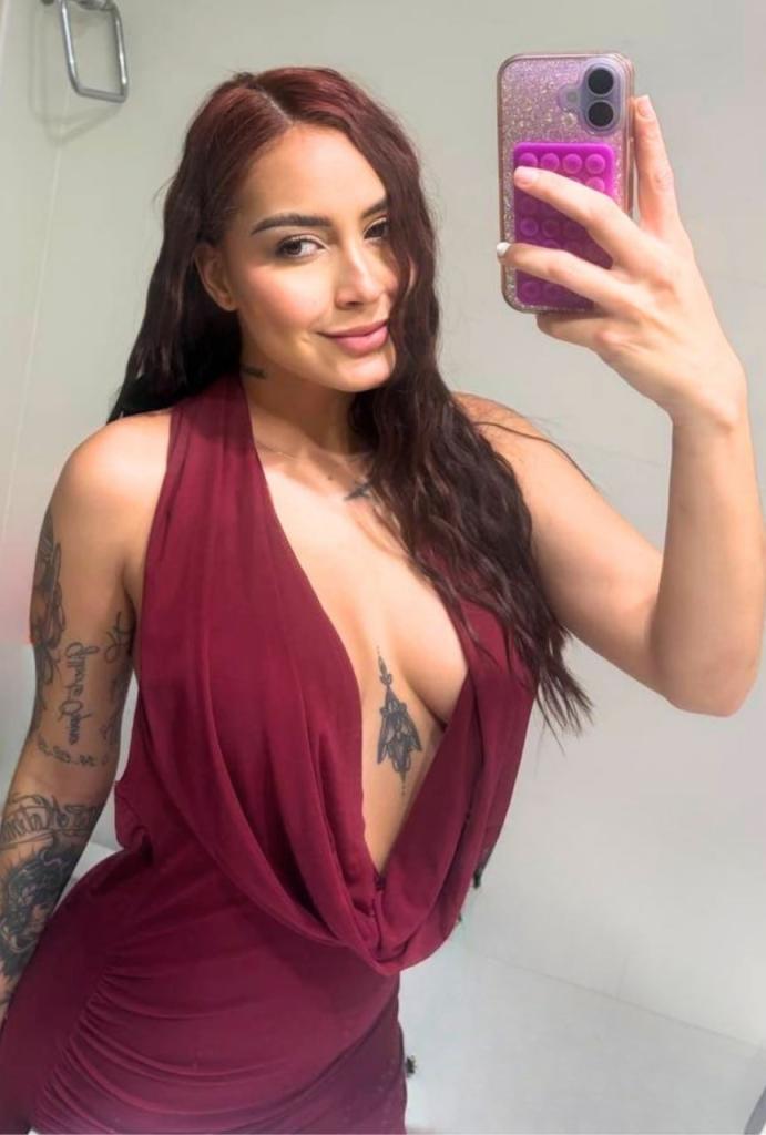 661368673: Chica busca chico en Mallorca