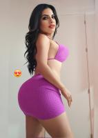 665887279: Chica busca chico en Barcelona