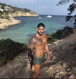 Chico busca chica en Mallorca: 