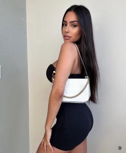 Chica busca chico en Murcia: 