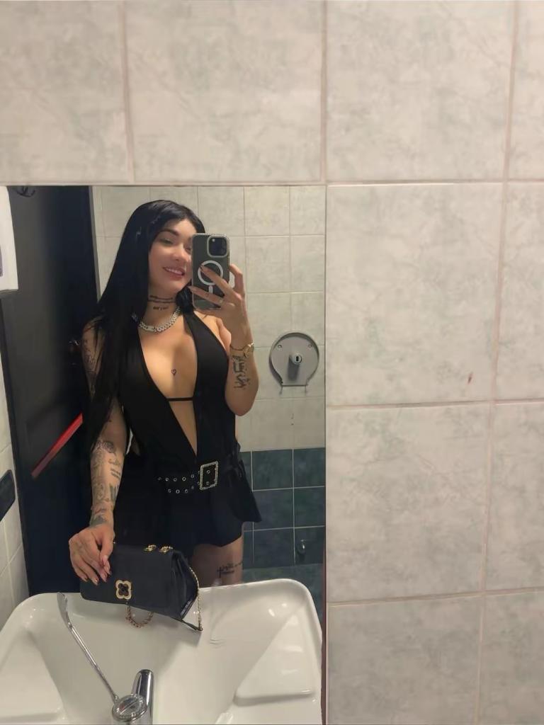 657973625: Chica busca chico en Córdoba