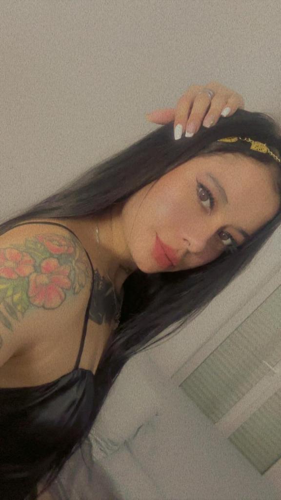 600570924: Chica busca chico en Madrid