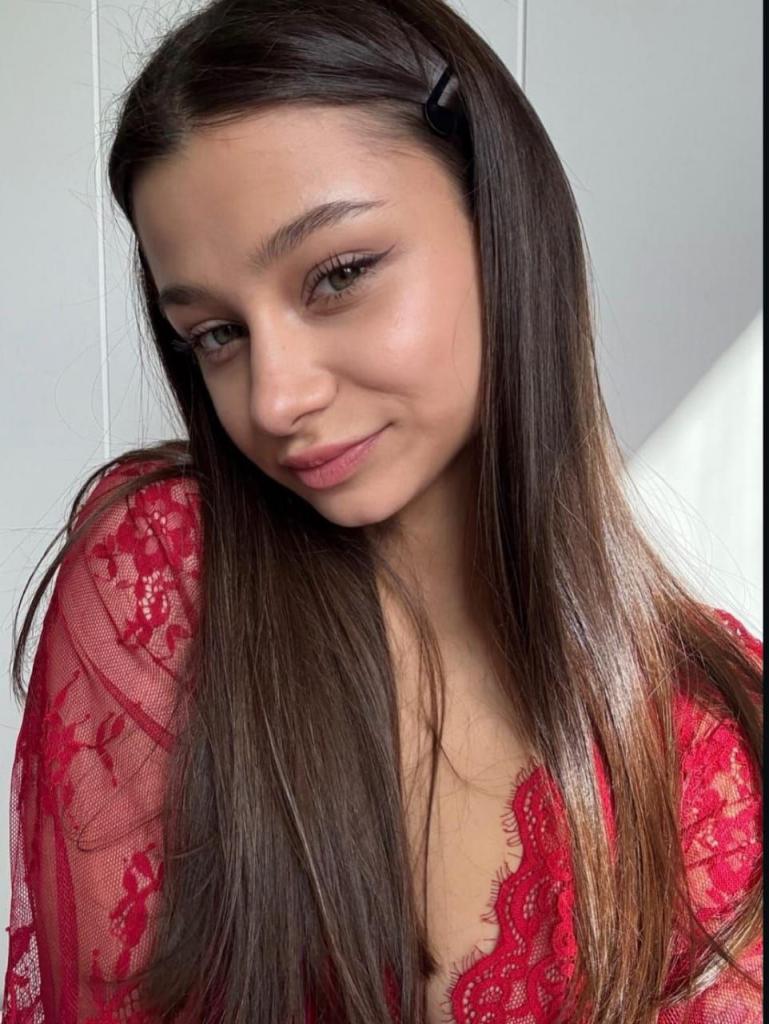 Chica busca chico en Granada: 